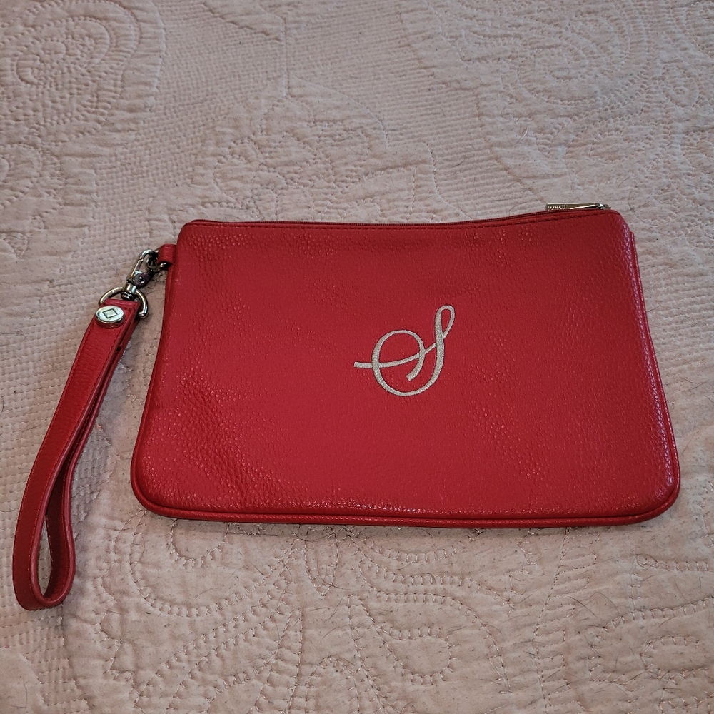 Rubie Mini with wristlet strap